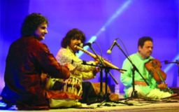 শুরু হলো পঞ্চরজনীর ধ্রুপদী সুরলহরি