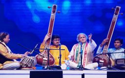 সেতারে শুরু খেয়ালে সমাপ্তি