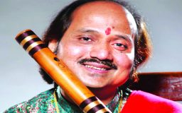 এত সঙ্গীত অনুরাগী তোথাও দেখিনি
