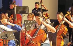 মঞ্চের আলো জ্বলবে আজ সন্ধ্যায়